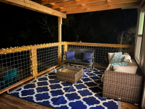 Nature Retreat at Canyon Lake- Boat Parking, EV Charger, Divine Backyard